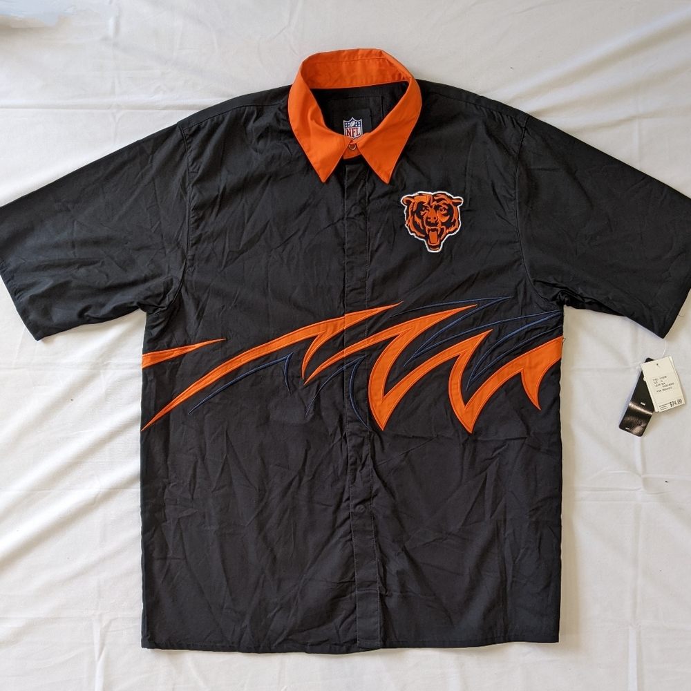 VINTAGE NFL Chicago Bears Football Orange XL Button-Up Casual Style NWT Shirt